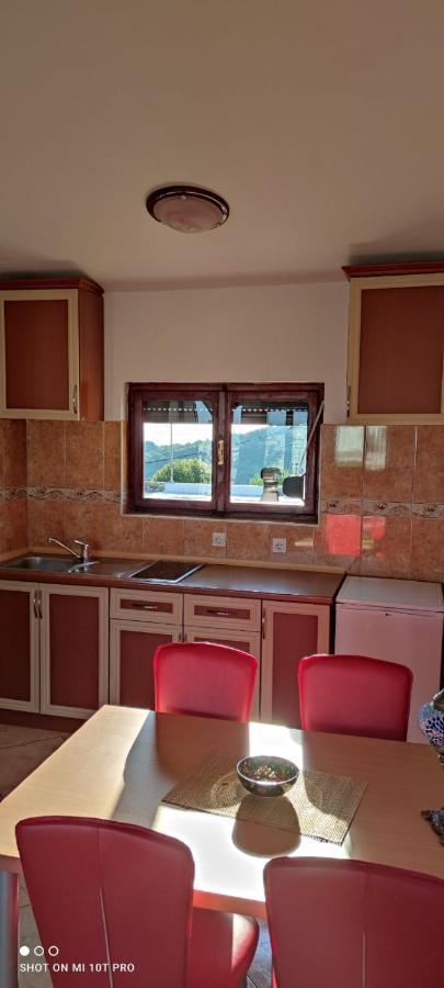 Apartments Tara Ulcinj Esterno foto