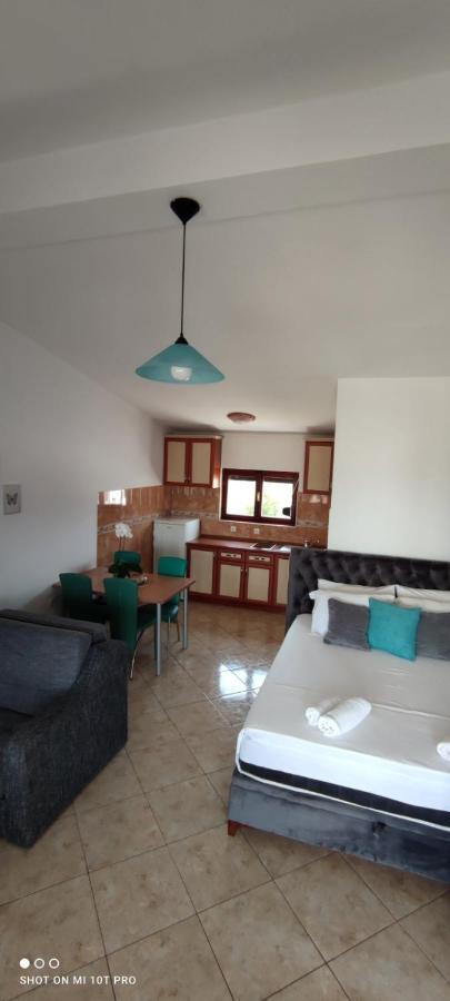 Apartments Tara Ulcinj Esterno foto
