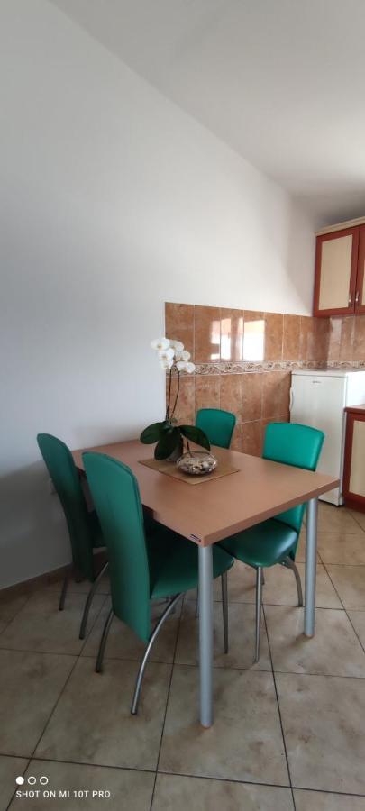 Apartments Tara Ulcinj Esterno foto