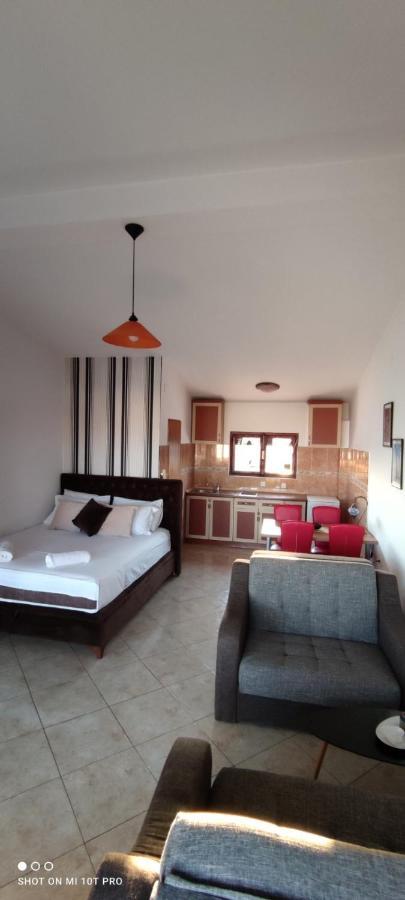 Apartments Tara Ulcinj Esterno foto