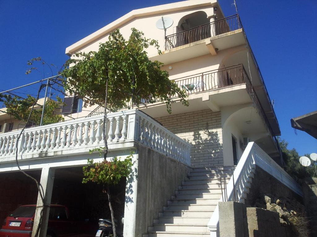 Apartments Tara Ulcinj Esterno foto